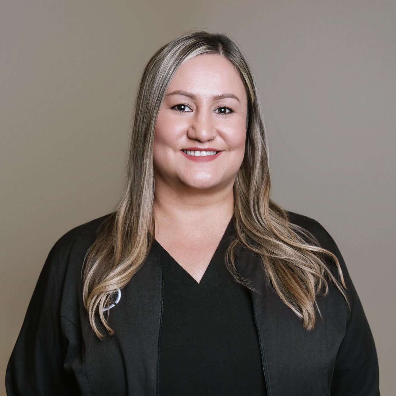 Teeters_Headshots_HHP-11-teresa-square braces peoria