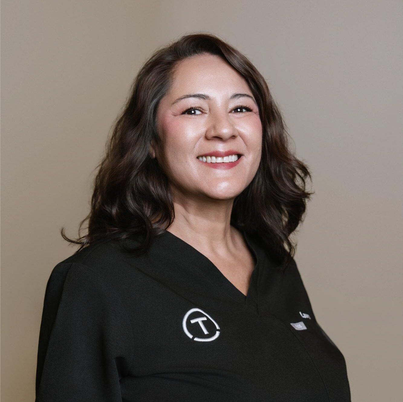 Teeters_Headshots_HHP-4-laura-square braces peoria